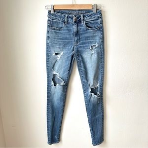 American Eagle Hi-Rise Super Stretch Jegging Jeans | Size 2R | Distressed